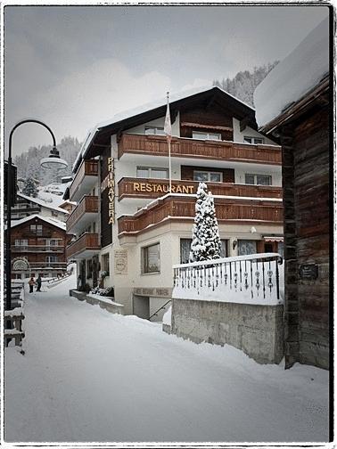 Hotel Primavera Zermatt Esterno foto